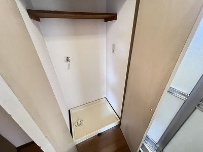 【洗面所】 | キャッスルマンション箱崎九大前 | 別号室の写真になります。現況優先。