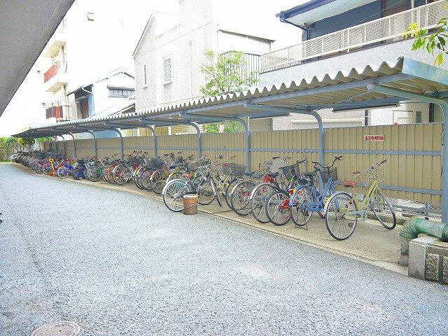 藤和奈良ハイタウンⅡのその他共用部分|駐輪スペースです