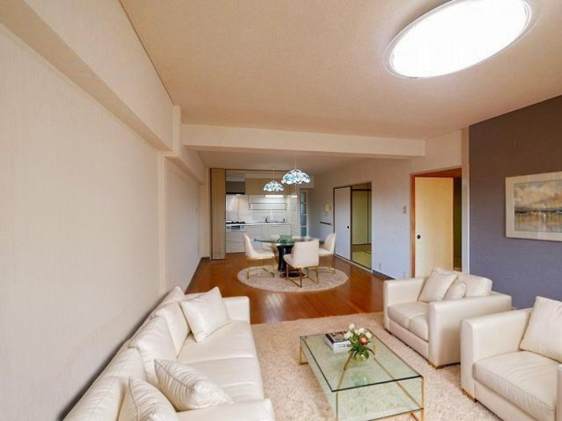 藤和奈良ハイタウンⅡの居間・リビング|CGで家具等を配置したもので家具等は含まれません