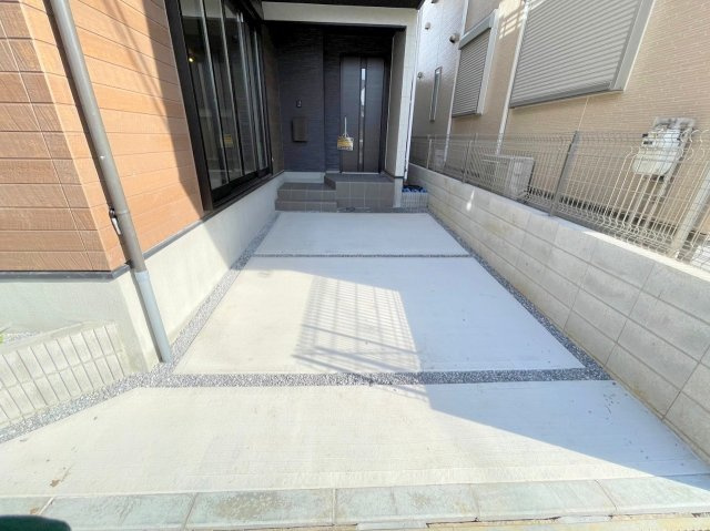 流山市鰭ヶ崎　新築戸建　全1棟の駐車場|カースペースのお写真になります。