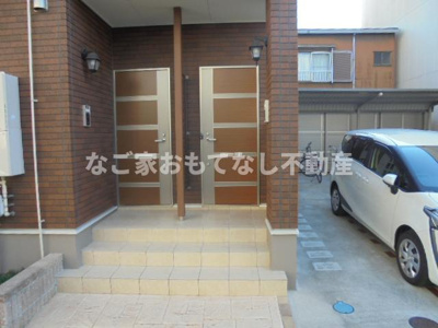 【エントランス】 | カルム メゾン