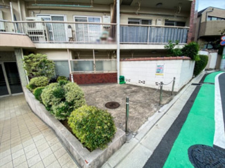 【その他共用部分】 | 敷地内ゴミ置き場