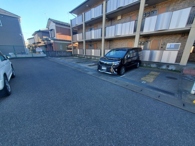 ヴィラオーヤの駐車場