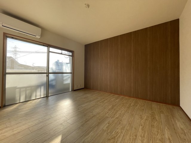 久留米市国分町の賃貸マンションの居間・リビング|使いやすい居間です