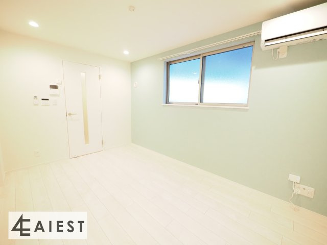 Maison庄内通の洋室