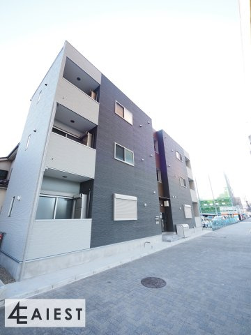 Maison庄内通の外観