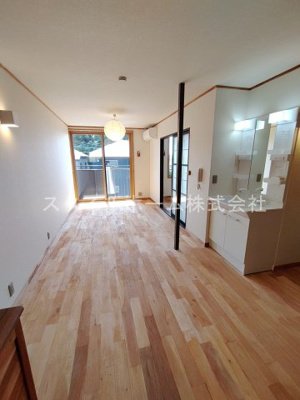 【居間・リビング】 | ユトリロ芦原駅