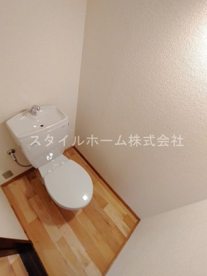 【トイレ】 | ユトリロ芦原駅
