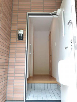 【玄関】 | アザレ | 明るい玄関です