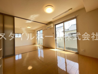 【居間・リビング】 | プレジール多米 | 別部屋写真です。