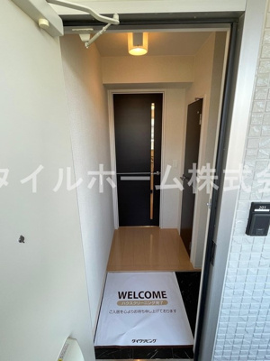 【玄関】 | プレジール多米 | 別部屋写真です。
