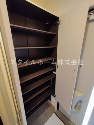 【玄関】 | セゾン藏 | イメージ写真です。