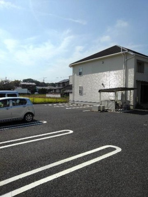 【駐車場】 | イリーデ・ソレイユＢ