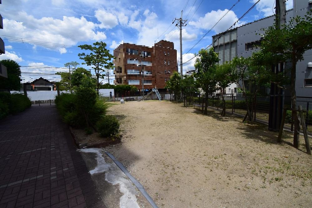 メロディーハイム枚方A棟のその他共用部分|公園