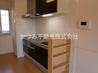 【居間・リビング】 | ディー･エムズ（D-ROOM） | キッチン横収納あります