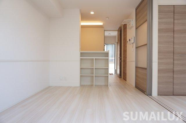 熊本市南区御幸笛田５丁目のアパートの居間・リビング