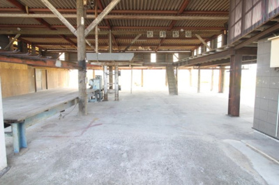 【収納】 | 藤田倉庫付き事務所