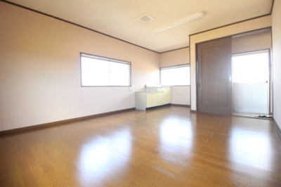 【洗面所】 | 藤田倉庫付き事務所