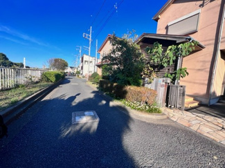 【前面道路含む現地写真】