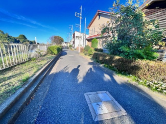 【前面道路含む現地写真】