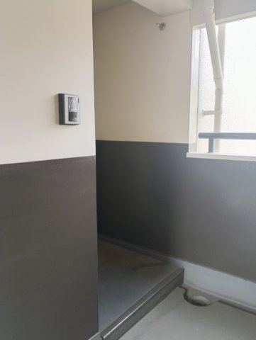 住道駅前住宅15号棟の玄関