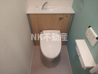 【トイレ】 | カーサ・オストロ（八戸ノ里賃貸） | トイレです