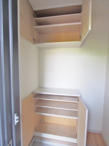 ウエストコートBの玄関