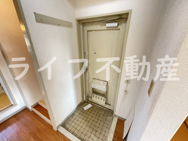ハイツタカハシの玄関|ゆったりとした玄関です