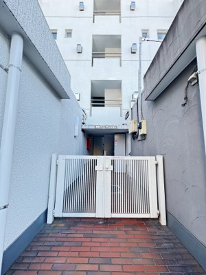 【エントランス】 | 根岸KSマンション | エントランス部分です。