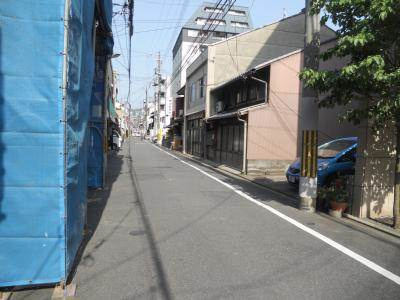サンロイヤル五条の周辺|前面道路