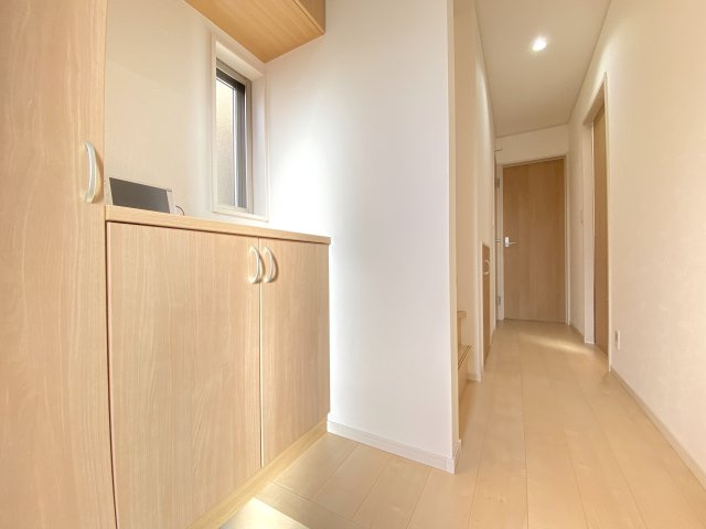 京都市西京区大枝塚原町　中古戸建の玄関