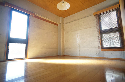 【居間・リビング】 | エオリアーナ | 別号室の写真になります。現況優先。