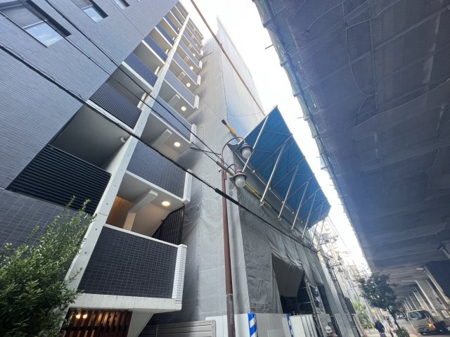 セレニテ日本橋ミラクのエントランス