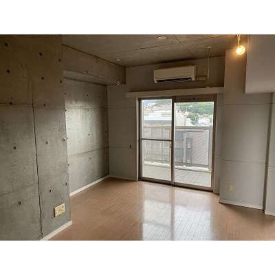 【居間・リビング】 | オリオン5 | 別号室の写真になります。現況優先。