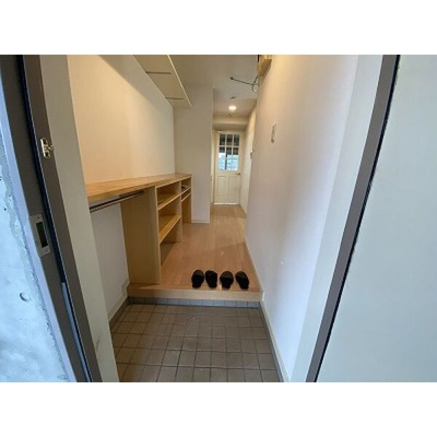 【玄関】 | オリオン5 | 別号室の写真になります。現況優先。