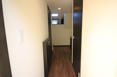 【玄関】 | クレオ吉塚伍番館 | 別号室の写真になります。現況優先。