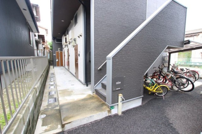 【エントランス】 | クレオ吉塚伍番館