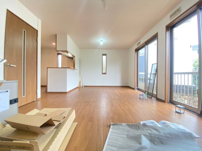 【居間・リビング】 | 豊中市東豊中町3丁目貸家