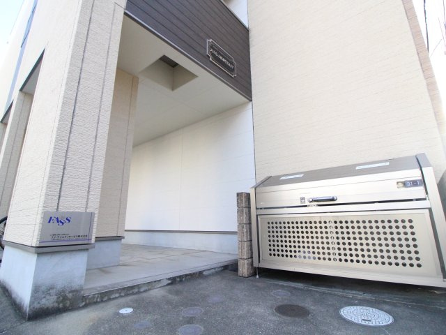 フジパレス杉本町EASTのエントランス|毎日通るエントランスはこのようになっています