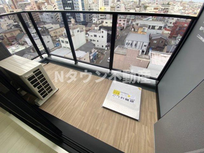 【バルコニー】 | メイクスアート太閤通 | 外からの目が気にならないバルコニーで洗濯物が干せます