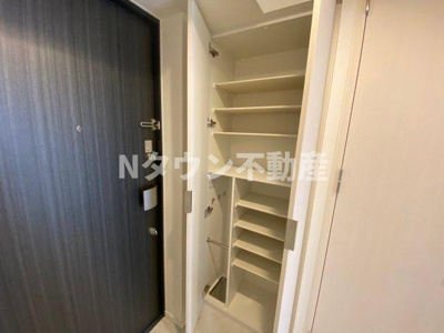 【収納】 | メイクスアート太閤通 | 玄関収納です