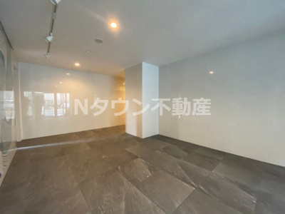 【ロビー】 | メイクスアート太閤通 | 落ち着いたロビーです