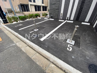 【駐車場】 | メイクスアート太閤通 | 車をお持ちの方に嬉しい駐車場付きの物件です