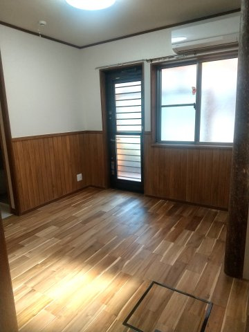 ネーデル北園の居間・リビング