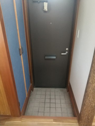 ネーデル北園の玄関