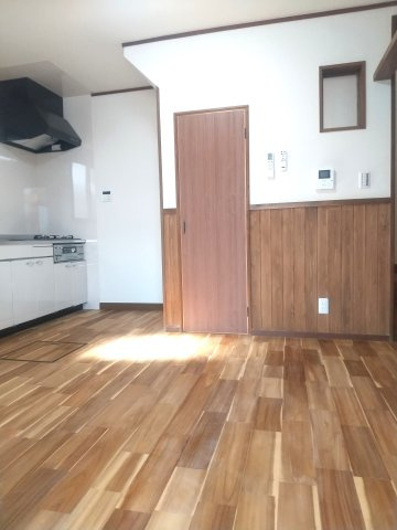 ネーデル北園の居間・リビング