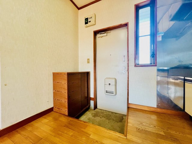 【玄関】