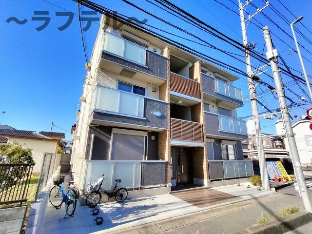 スリーカントリー