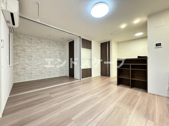 チェントロクオーレⅠの居間・リビング|高崎、前橋エリアのお部屋探しはエンドスケープまで！お客様の理想お聞かせ下さい♪