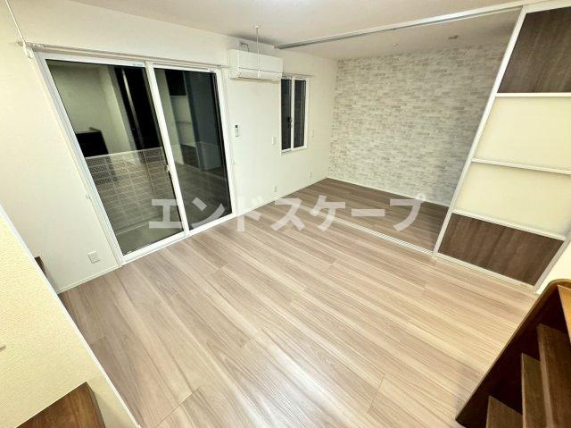 チェントロクオーレⅠの居間・リビング|高崎、前橋エリアのお部屋探しはエンドスケープまで！お客様の理想お聞かせ下さい♪